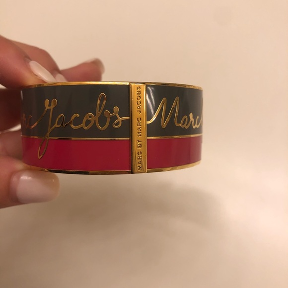 Marc Jacob’s Cuff - Picture 2 of 4